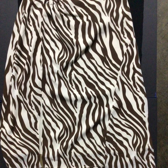 Petite Studio Brown & Cream Skirt - Picture 5 of 10